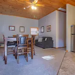 Stay In Ohiopyle - Closest Place To The Gap Trail In Ohiopyle, Pa, Hot Tub