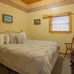 Stay In Ohiopyle - Closest Place To The Gap Trail In Ohiopyle, Pa, Hot Tub