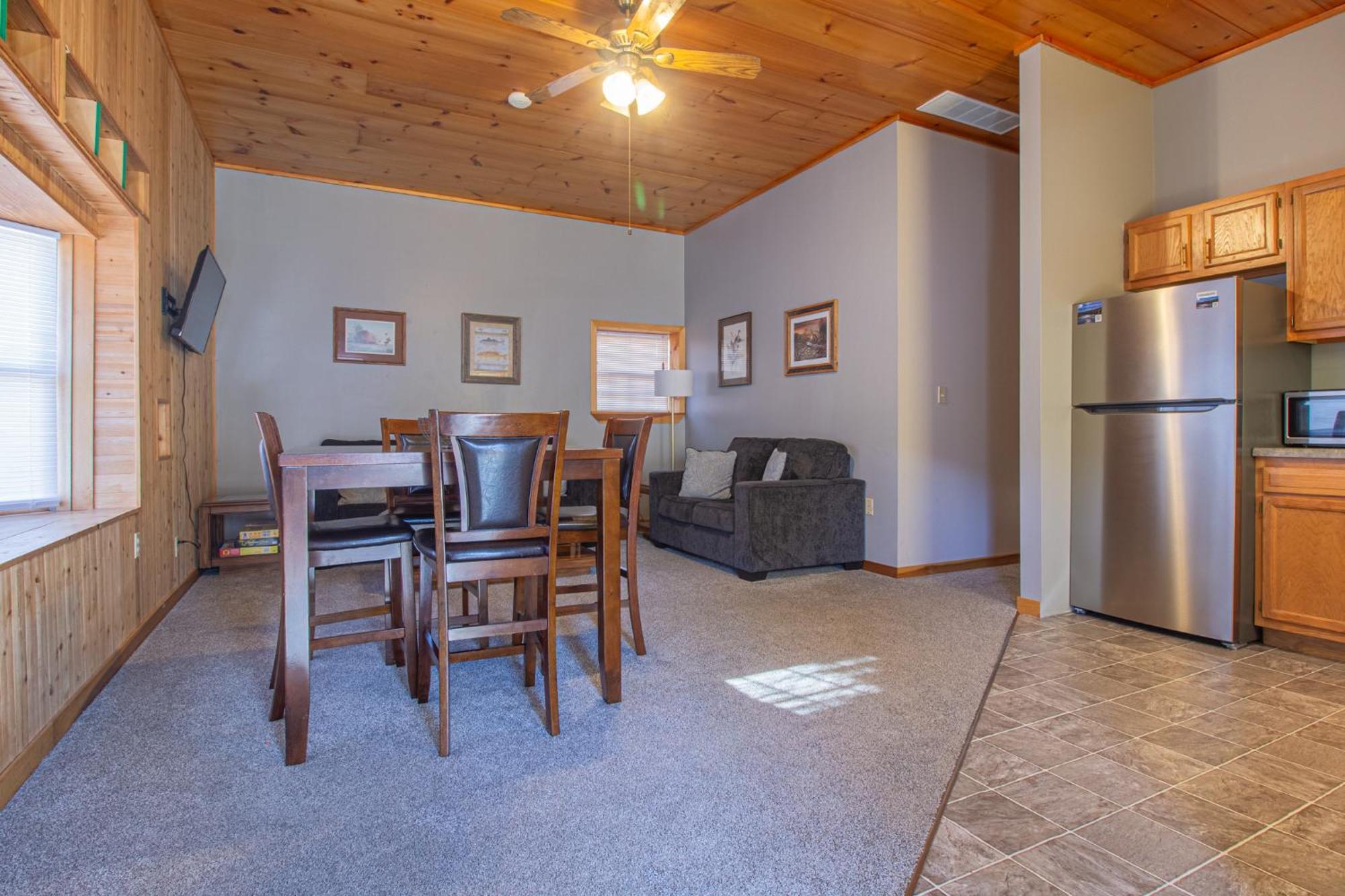 Villa In - Closest Place To The Gap Trail In Ohiopyle, Pa, Hot Tub *